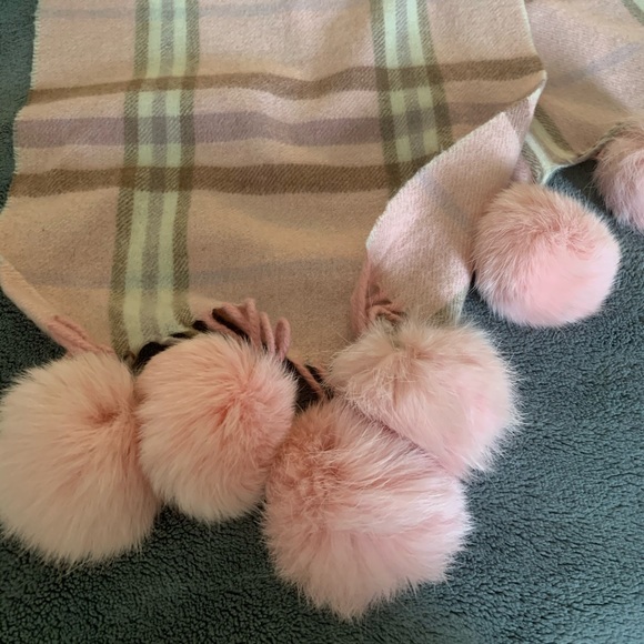 Cashmere, wool scarf - Picture 5 of 5